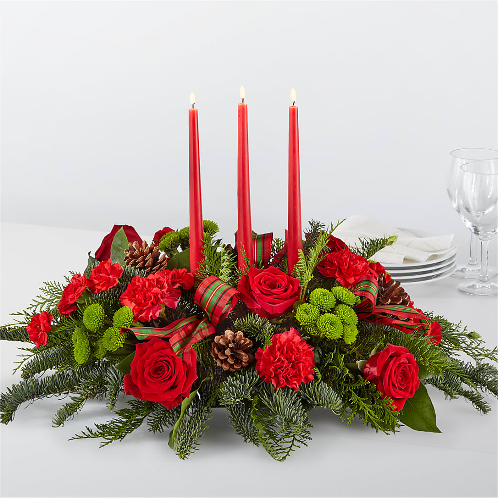 By the Candlelight Centerpiece – Fleurs.ca, Quebec PQ