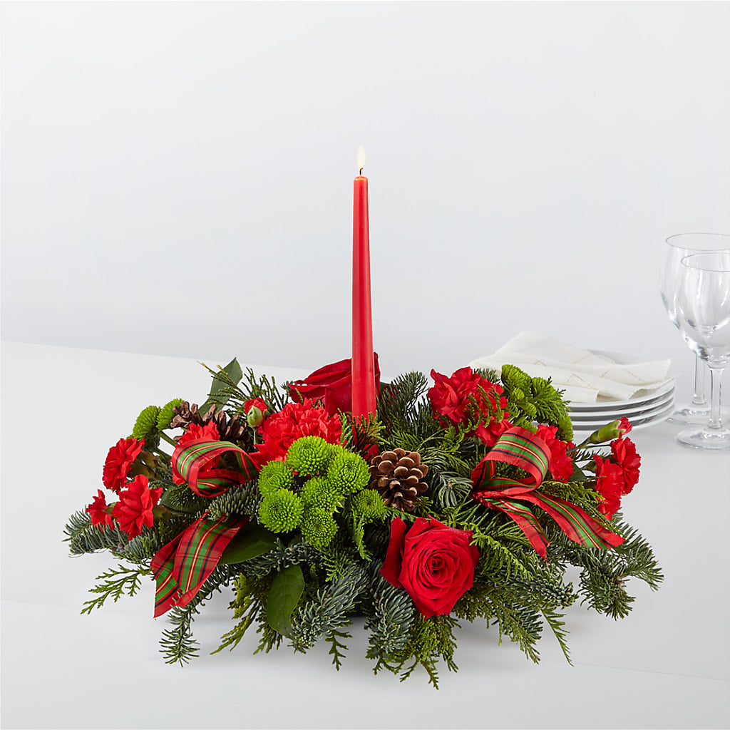 By the Candlelight Centerpiece – Fleurs.ca, Quebec PQ