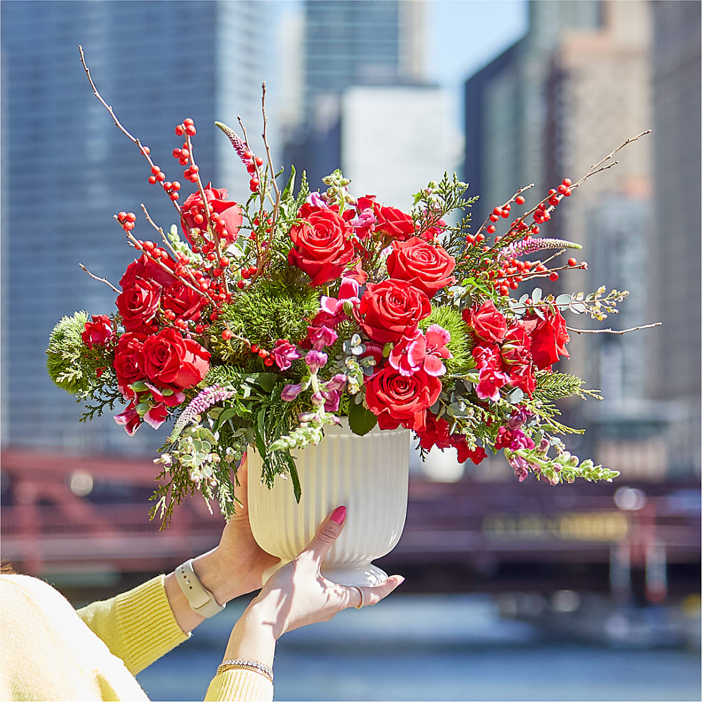 Big Red Bow Bouquet – Fleurs.ca, Quebec PQ