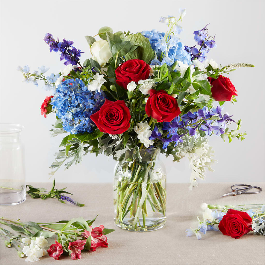 Star Spangled - A Florist Original – Fleurs.ca, Quebec PQ