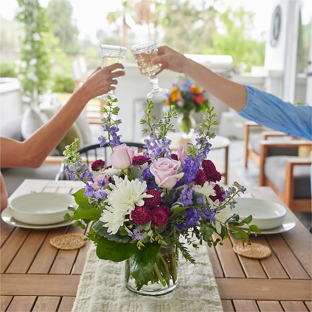 Violet Frost Bouquet – Fleurs.ca, Quebec PQ