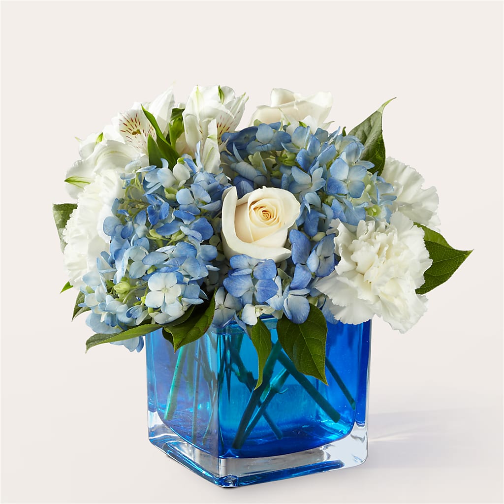 Soothing Waters Bouquet – Fleurs.ca, Quebec PQ