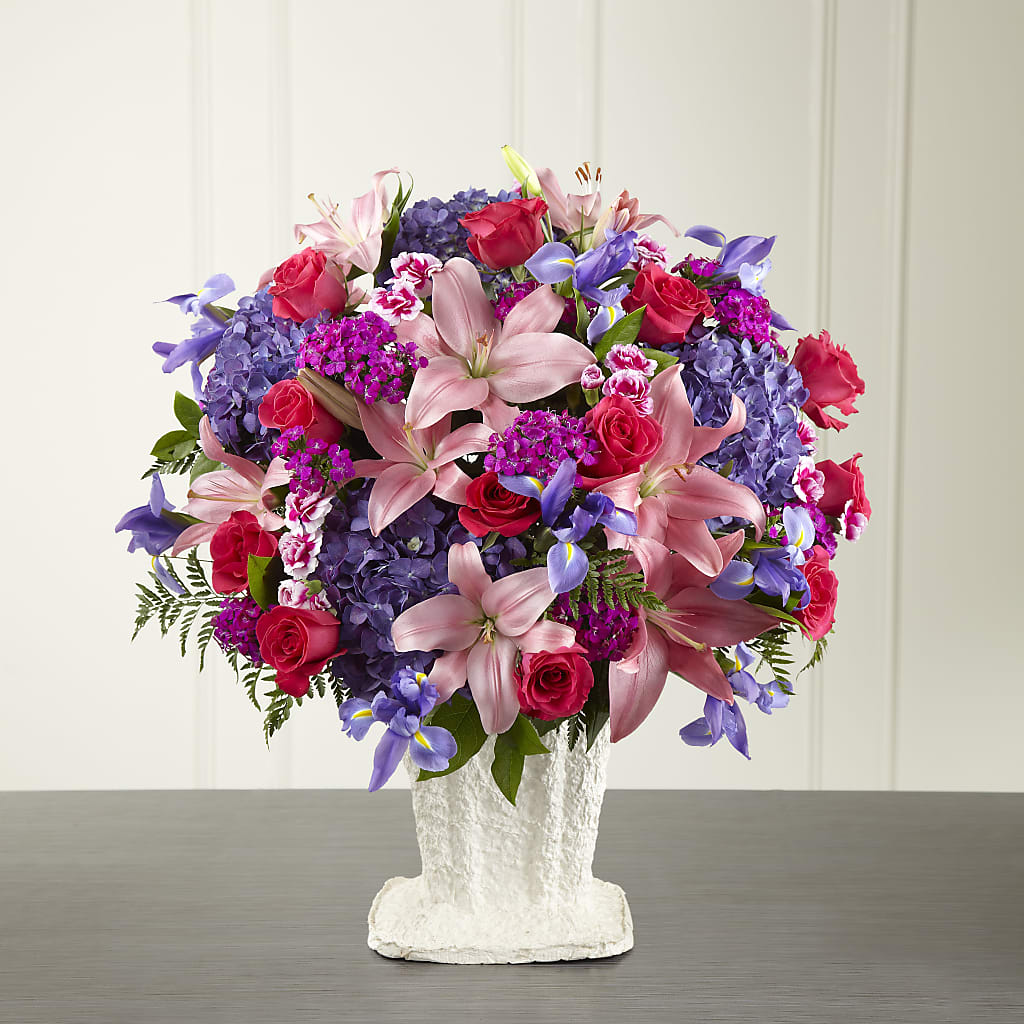We Fondly Remember Arrangement – Fleurs.ca, Quebec PQ