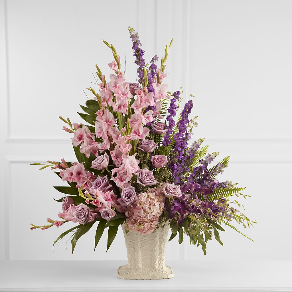 Flowing Garden Arrangement – Fleurs.ca, Quebec PQ