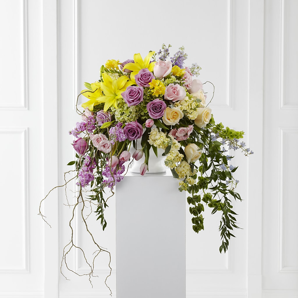 Display of Affection Arrangement – Fleurs.ca, Quebec PQ