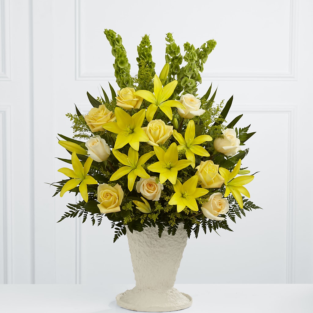 Golden Memories Arrangement – Fleurs.ca, Quebec PQ