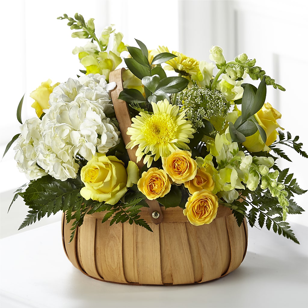 Rustic Remembrance Basket – Fleurs.ca, Quebec PQ