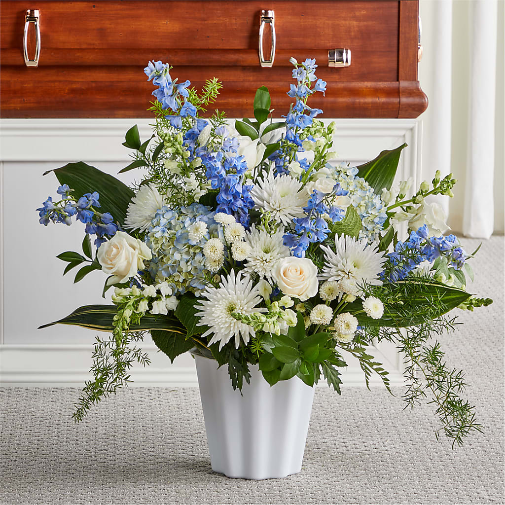 Everlasting Memories Floor Basket – Fleurs.ca, Quebec PQ