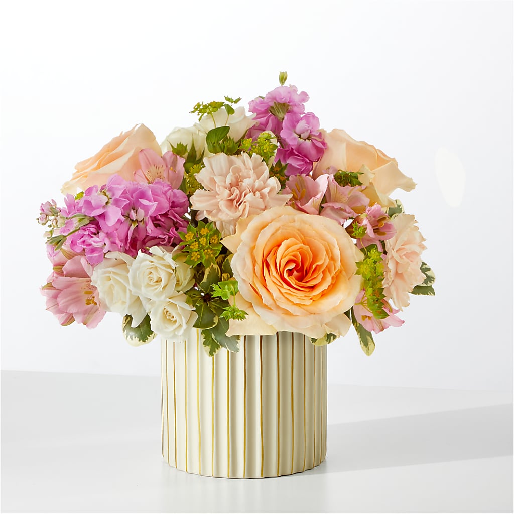 Paradise Bouquet with Ivory Vase – Fleurs.ca, Quebec PQ