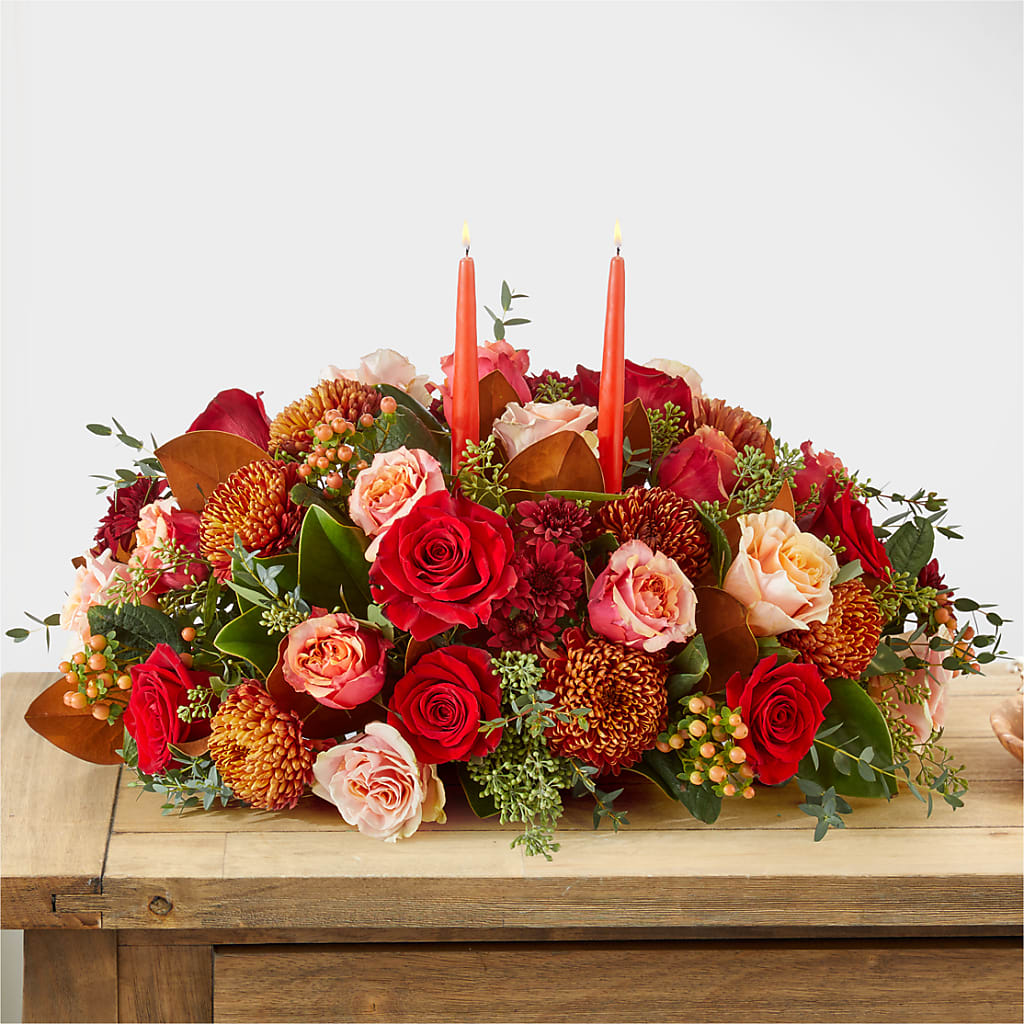 Gather Near Centerpiece – Fleurs.ca, Quebec PQ