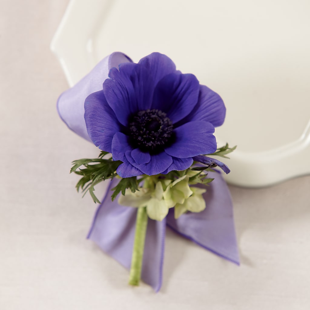 Purple Passion Boutonniere – Fleurs.ca, Quebec PQ