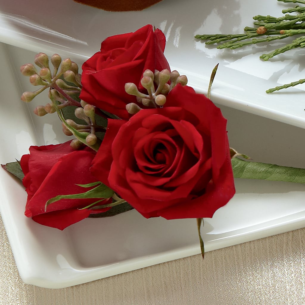 Red Spray Rose Boutonniere – Fleurs.ca, Quebec PQ