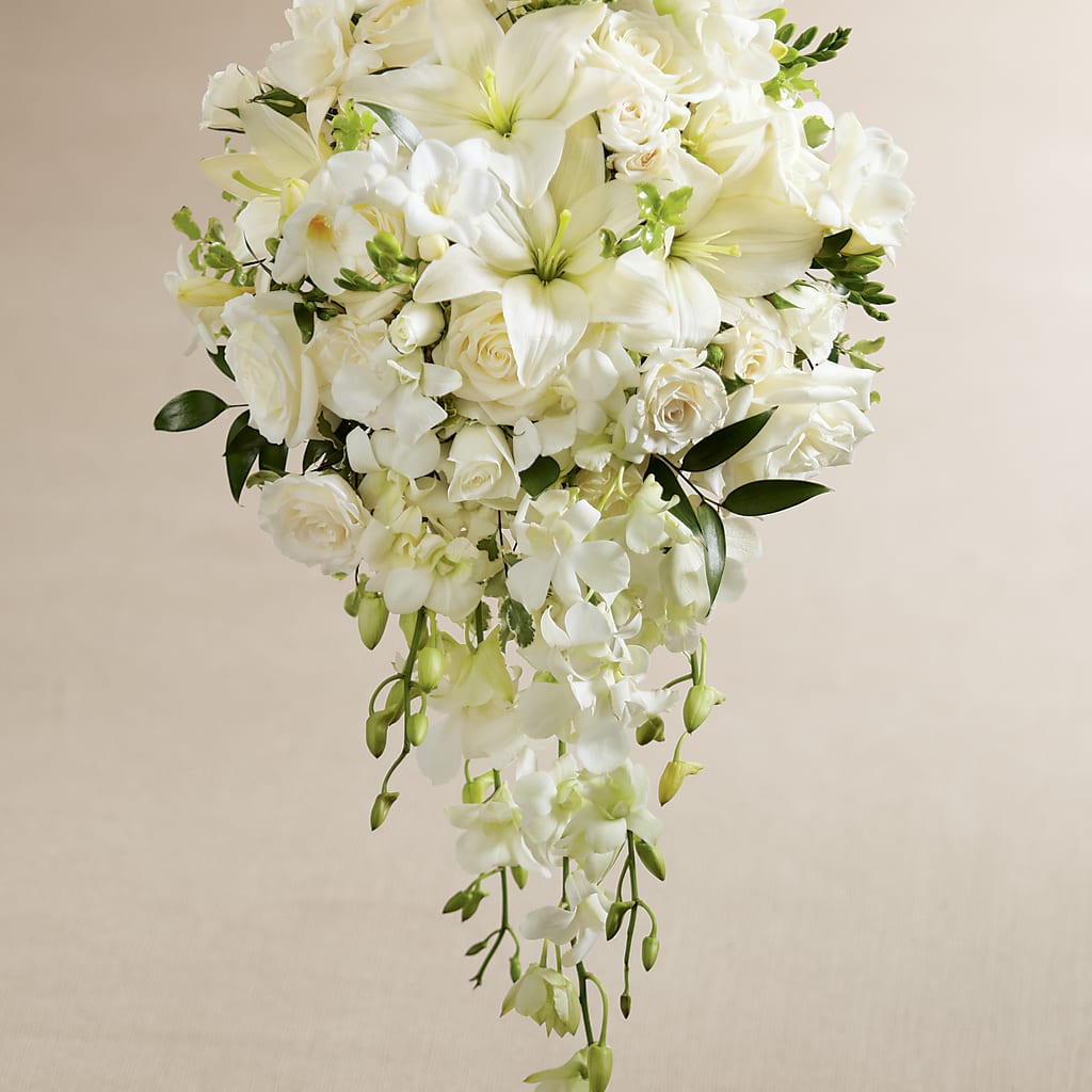White Wonders Bouquet – Fleurs.ca, Quebec PQ