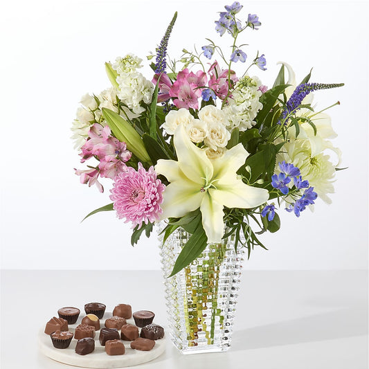Winter Celebration Bouquet –  Fleurs.ca, Quebec PQ