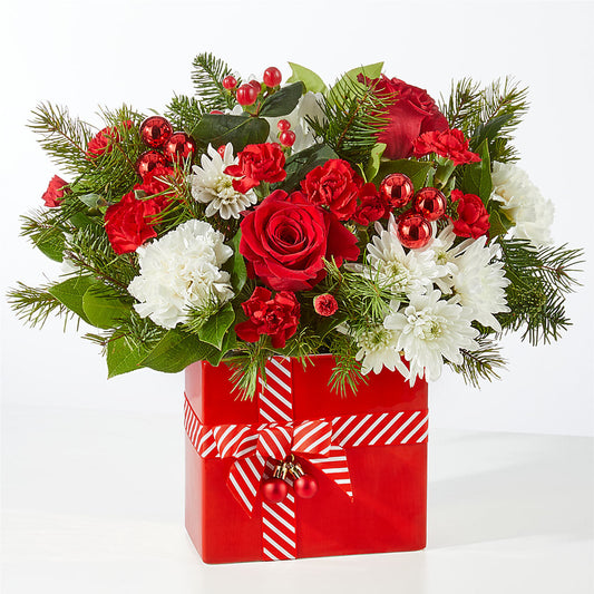 Presents Under the Tree Bouquet –  Fleurs.ca, Quebec PQ