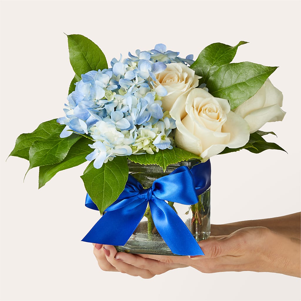 Sky Blue Delight Bouquet –  Fleurs.ca, Quebec PQ