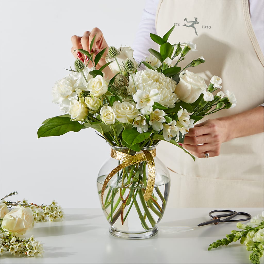 New Beginnings – A Florist Original –  Fleurs.ca, Quebec PQ