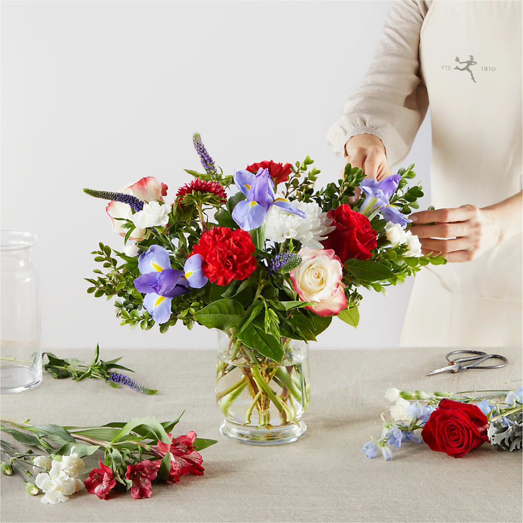 Star Spangled - A Florist Original –  Fleurs.ca, Quebec PQ