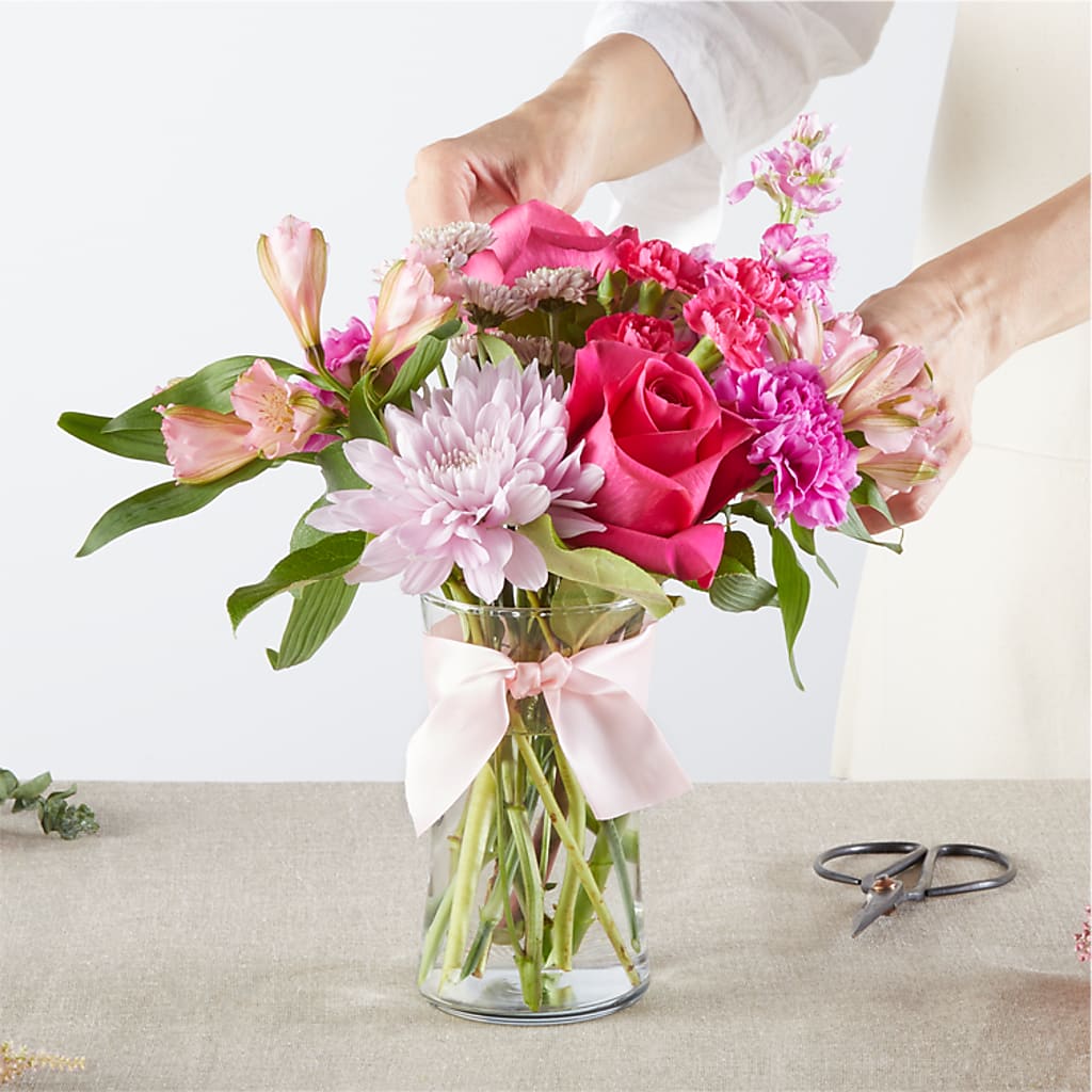 Pink Ribbon - A Florist Original –  Fleurs.ca, Quebec PQ