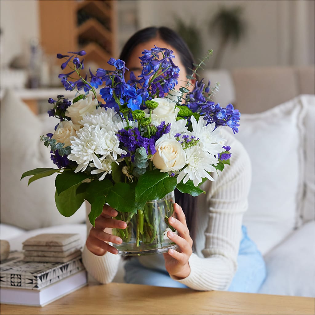 Cerulean Waves Bouquet –  Fleurs.ca, Quebec PQ