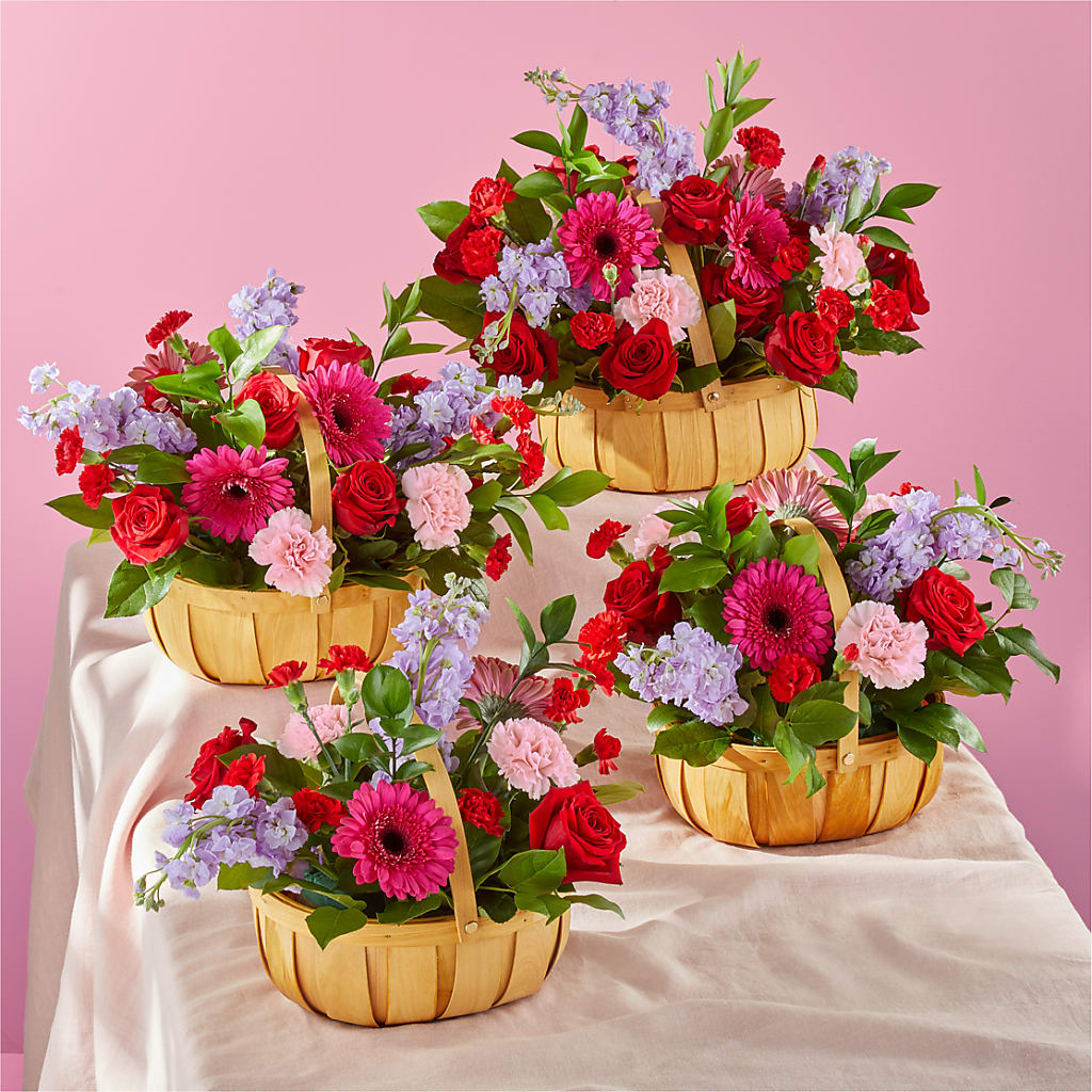 Pink Picnic Basket –  Fleurs.ca, Quebec PQ