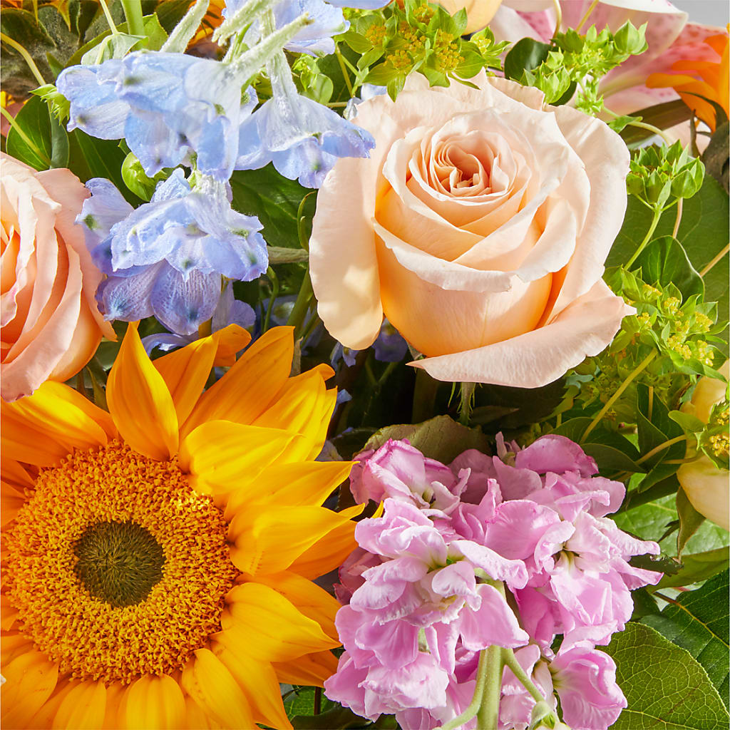Dreamy Meadows Bouquet –  Fleurs.ca, Quebec PQ