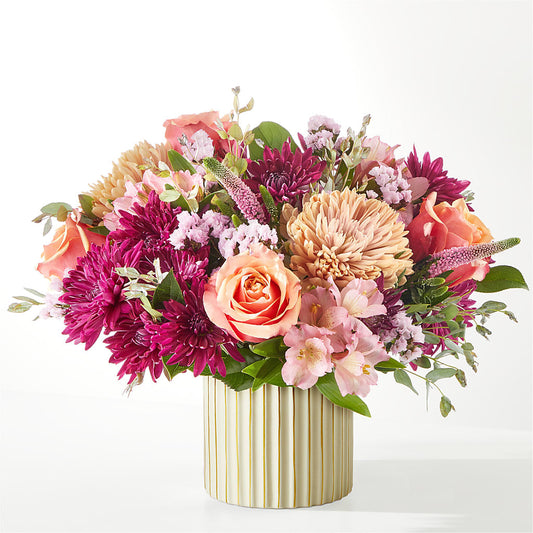 Berry Cobbler Bouquet with Ivory Vase –  Fleurs.ca, Quebec PQ