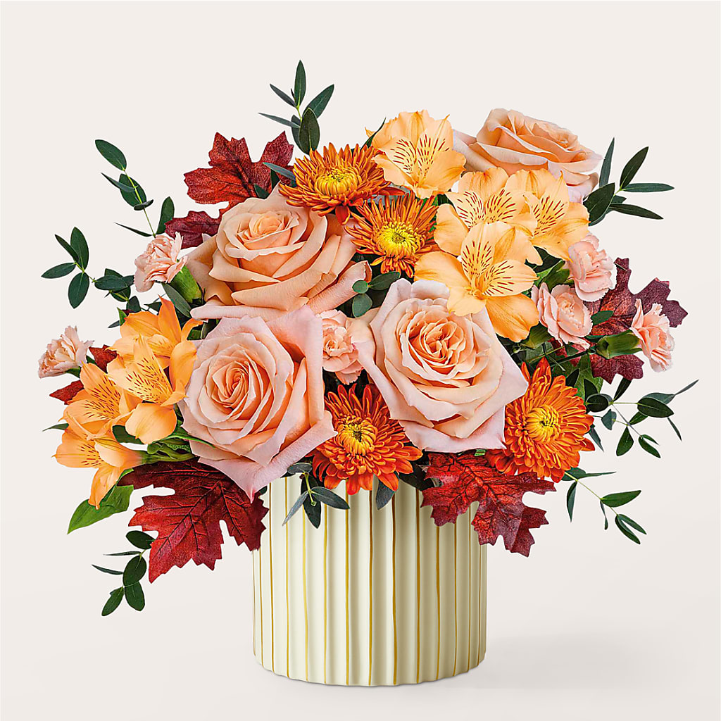 Spiced Latte Bouquet with Ivory Vase –  Fleurs.ca, Quebec PQ