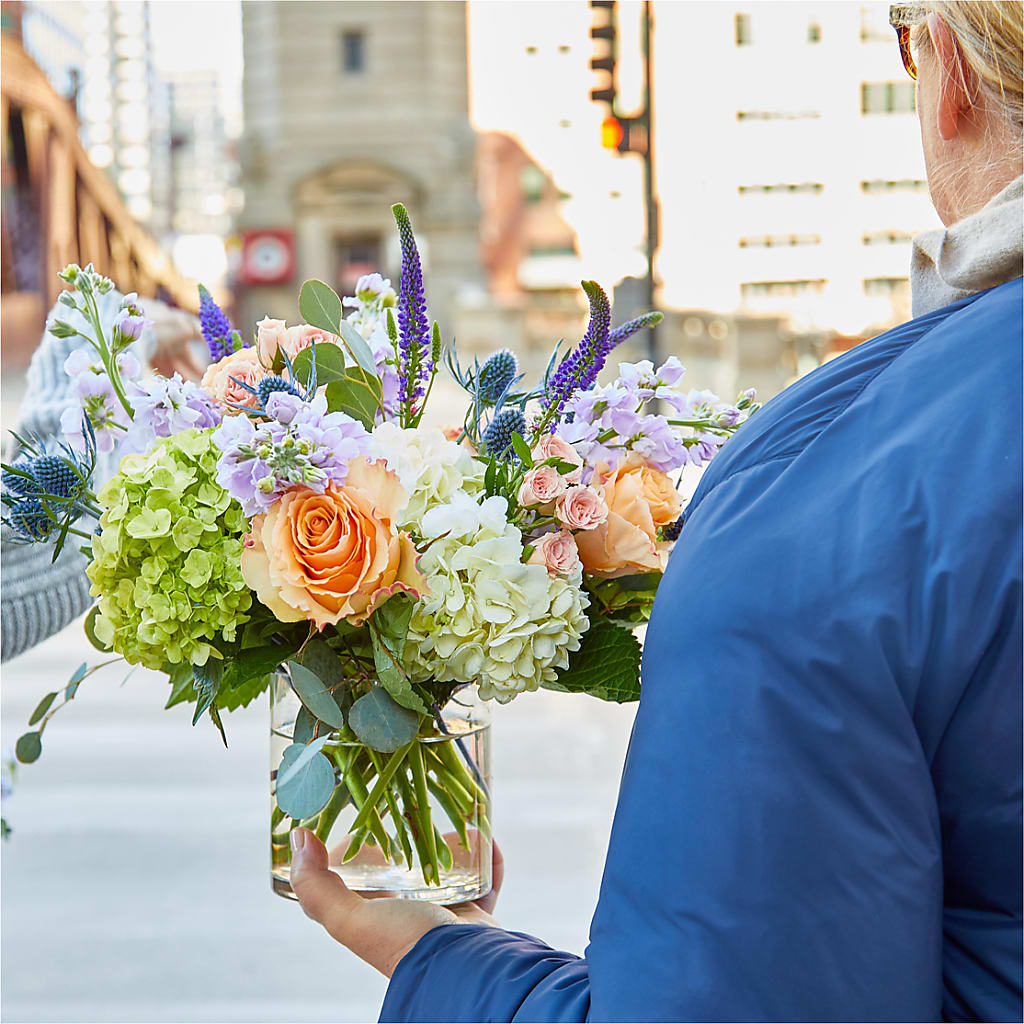 Porch Swing Bouquet –  Fleurs.ca, Quebec PQ
