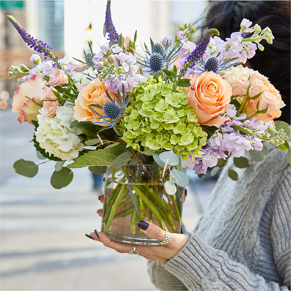 Porch Swing Bouquet –  Fleurs.ca, Quebec PQ