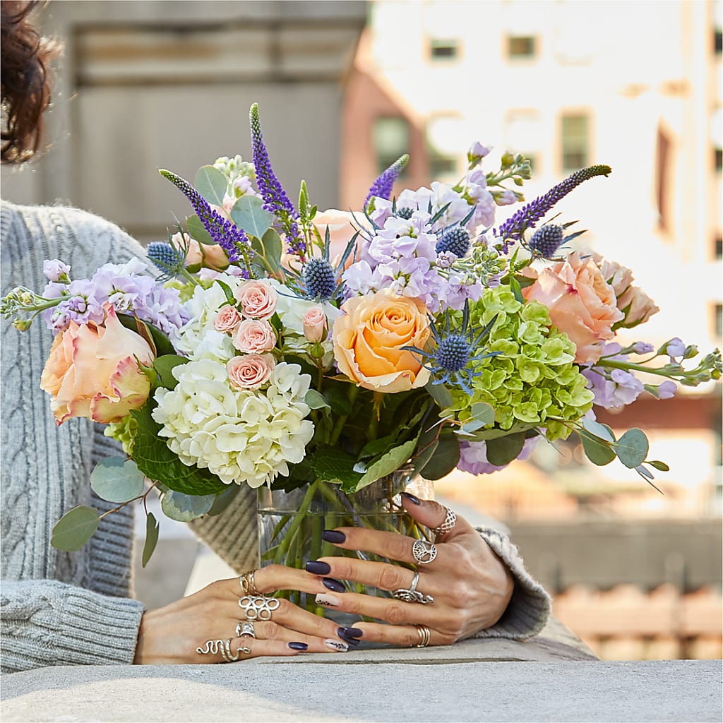 Porch Swing Bouquet –  Fleurs.ca, Quebec PQ