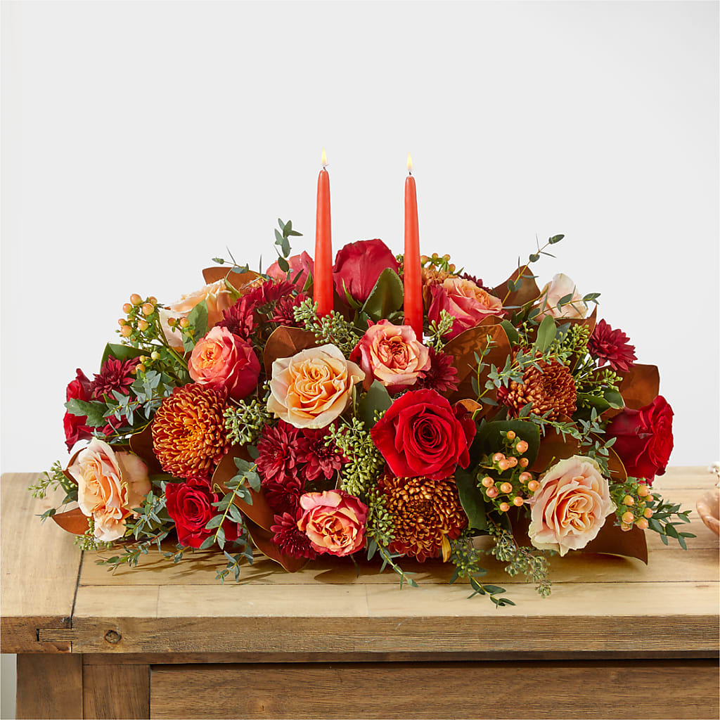 Gather Near Centerpiece –  Fleurs.ca, Quebec PQ