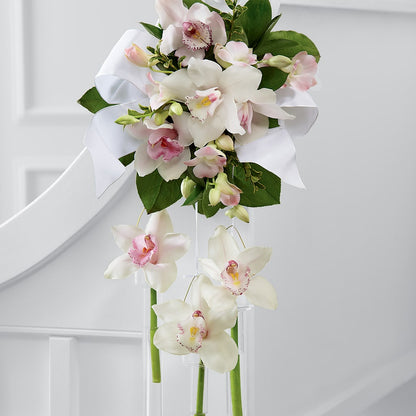 Perfect Entrance Pew Arrangement –  Fleurs.ca, Quebec PQ