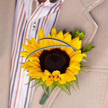 Free Spirit Boutonniere –  Fleurs.ca, Quebec PQ